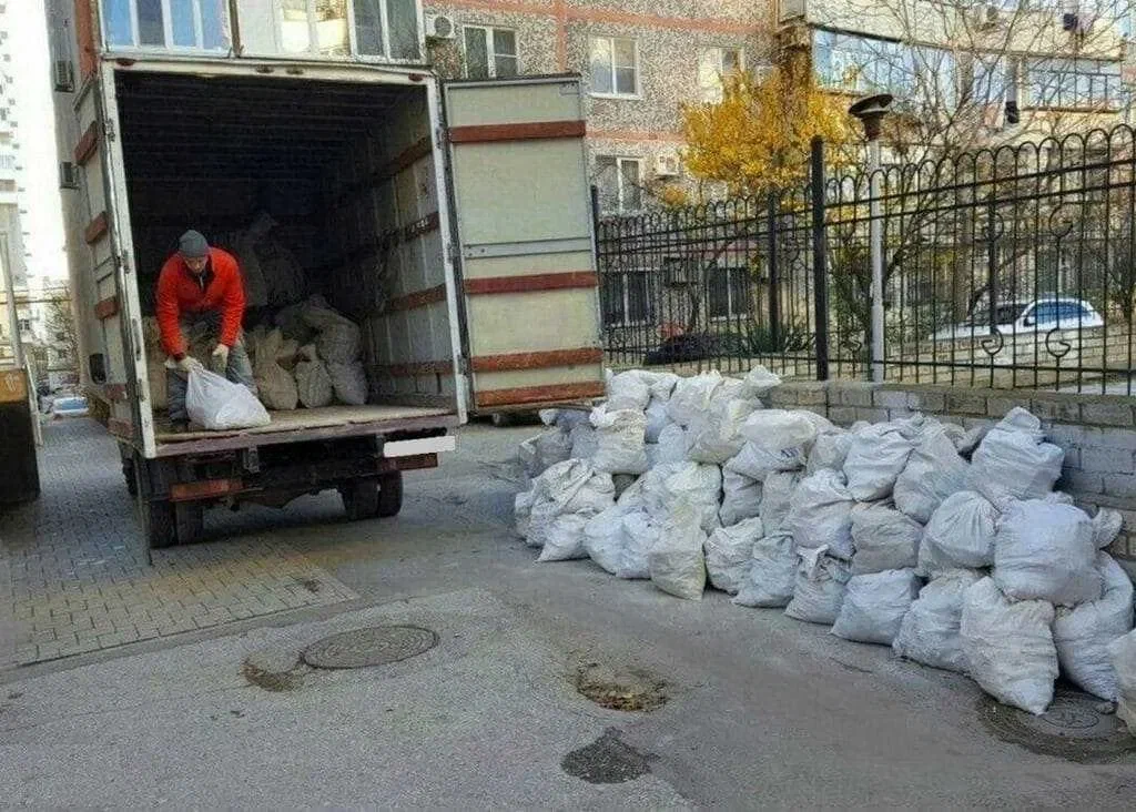 Вывоз мусора после переезда в Сургуте в октябре